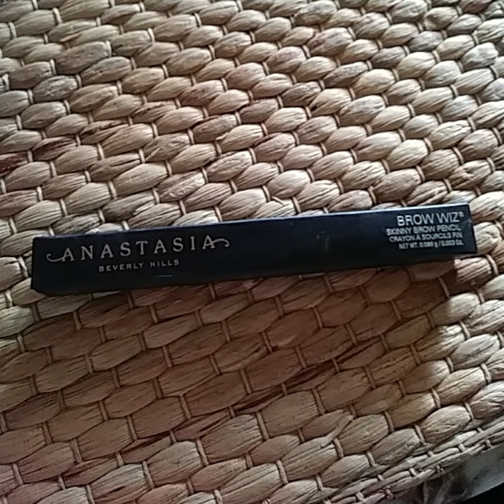 Caramel Brow wiz